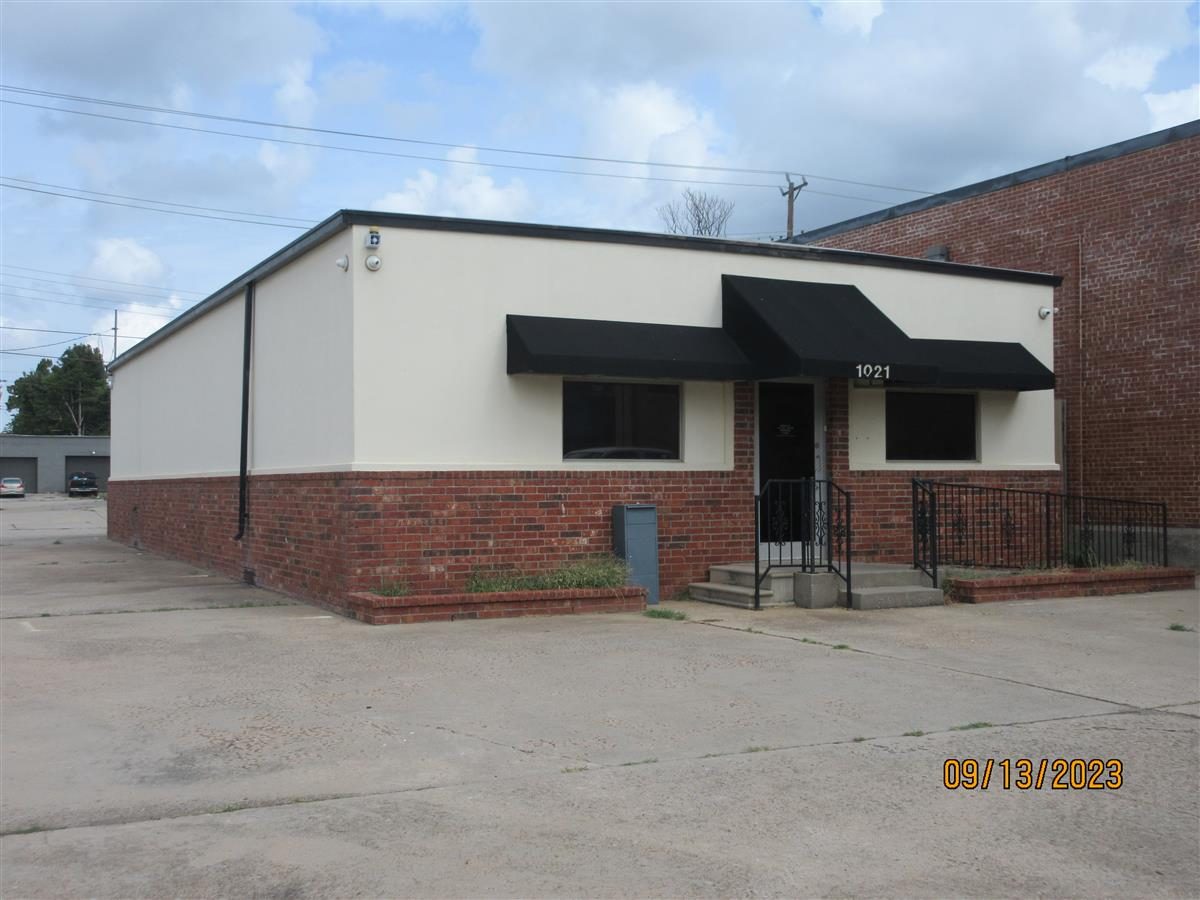 1021 NW 6TH ST