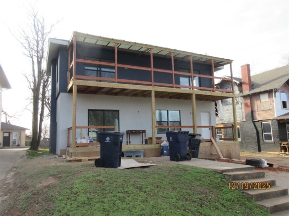 1320 NW 9TH ST
