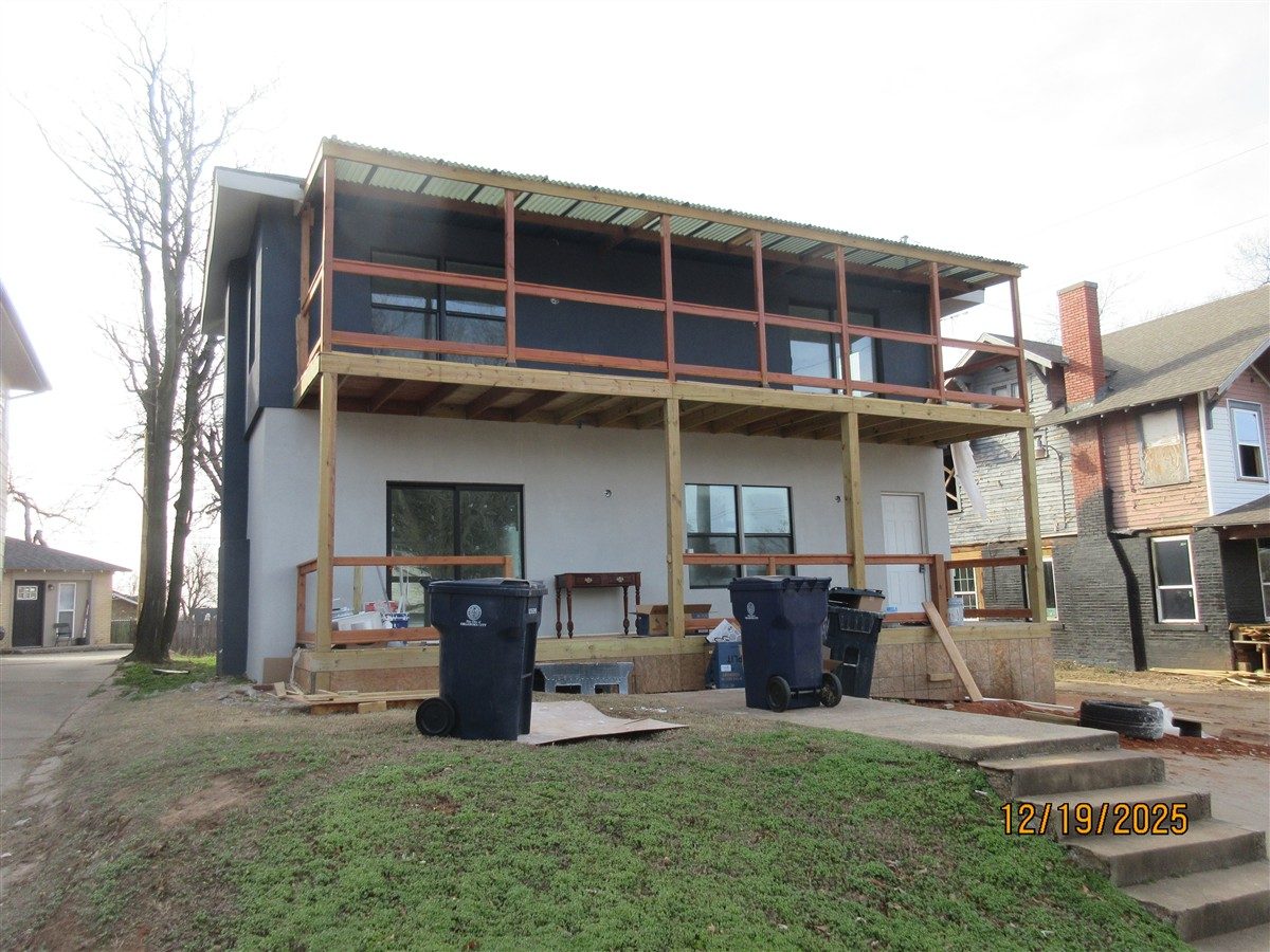 R015927250 1320 NW 9TH ST