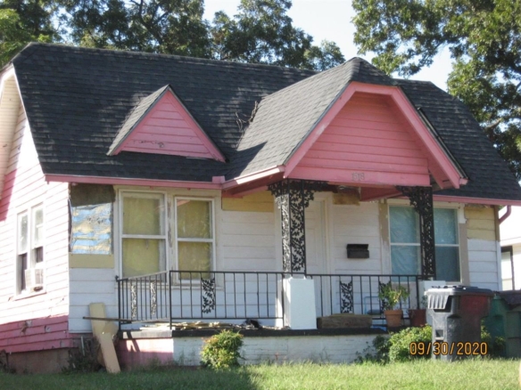 1518 NE 14TH ST