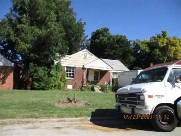 2123 HARDIN DR