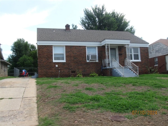 1708 ALBANY AVE