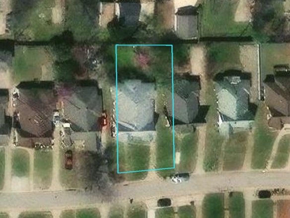 917 EAST DR