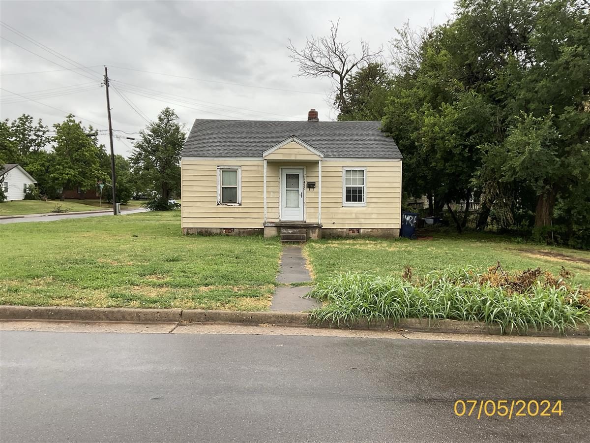 R034916480 1426 NE 25TH ST