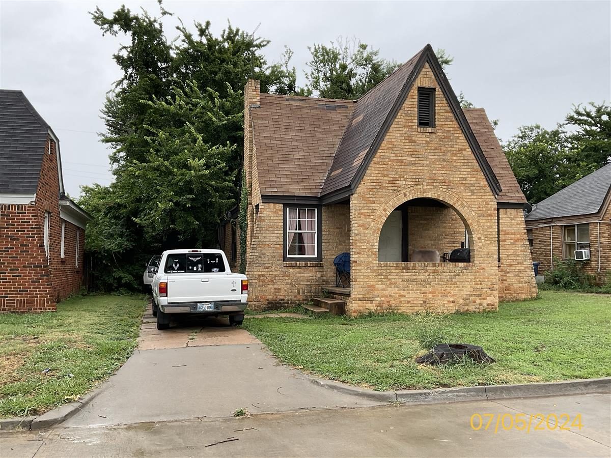 R034995890 2416 N KATE AVE