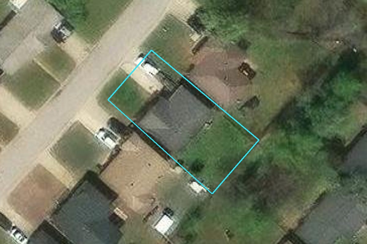 838 MARILYN ST