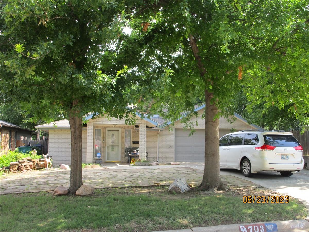 703 NW 45TH ST