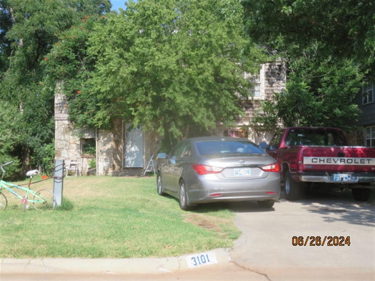 3101 N VIRGINIA AVE