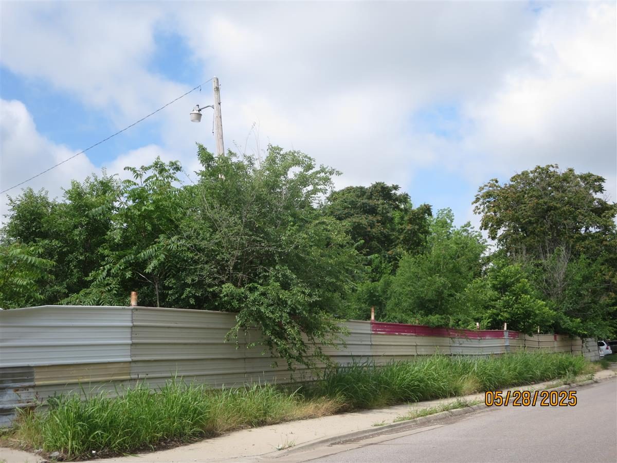R071716500 1515 S MAY AVE