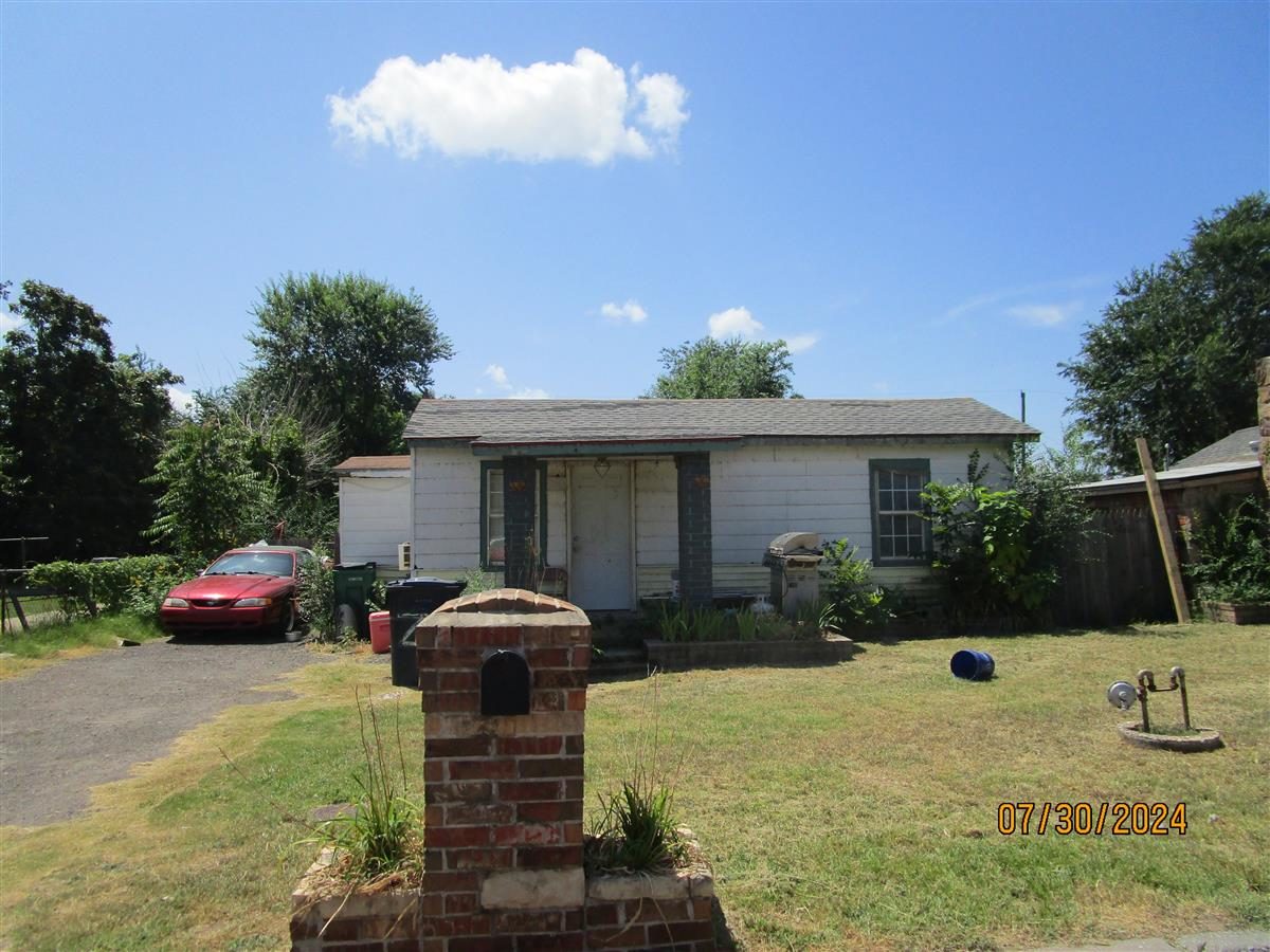 R071931440 2412 NW 3RD ST