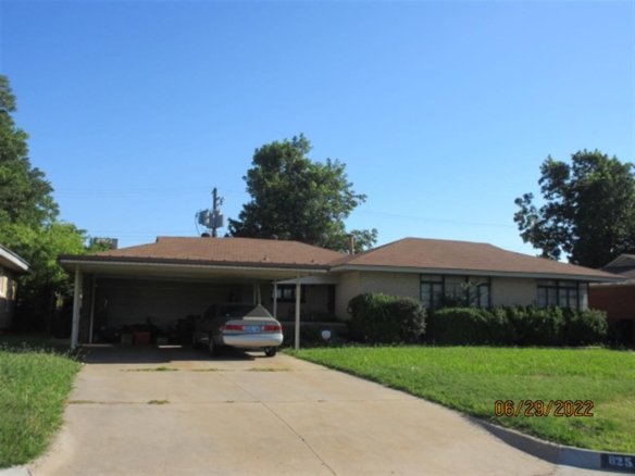 825 SW 47TH ST