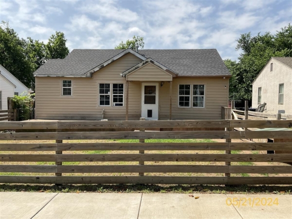 608 SW 48TH ST