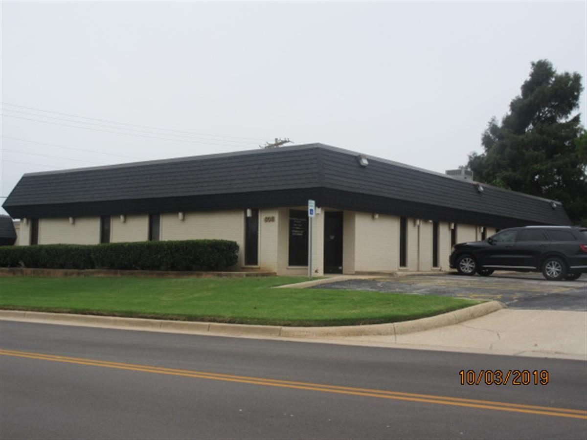R085036700_2 6011 N ROBINSON AVE
