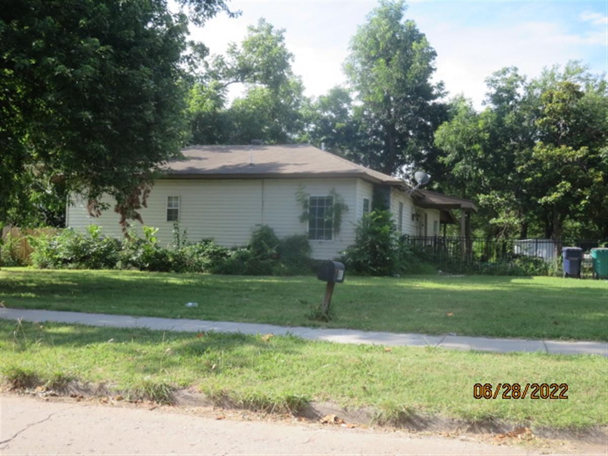 412 SW 46TH ST