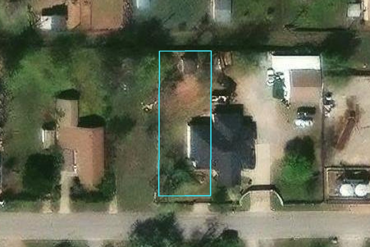 R085983765 325 SE 50TH ST