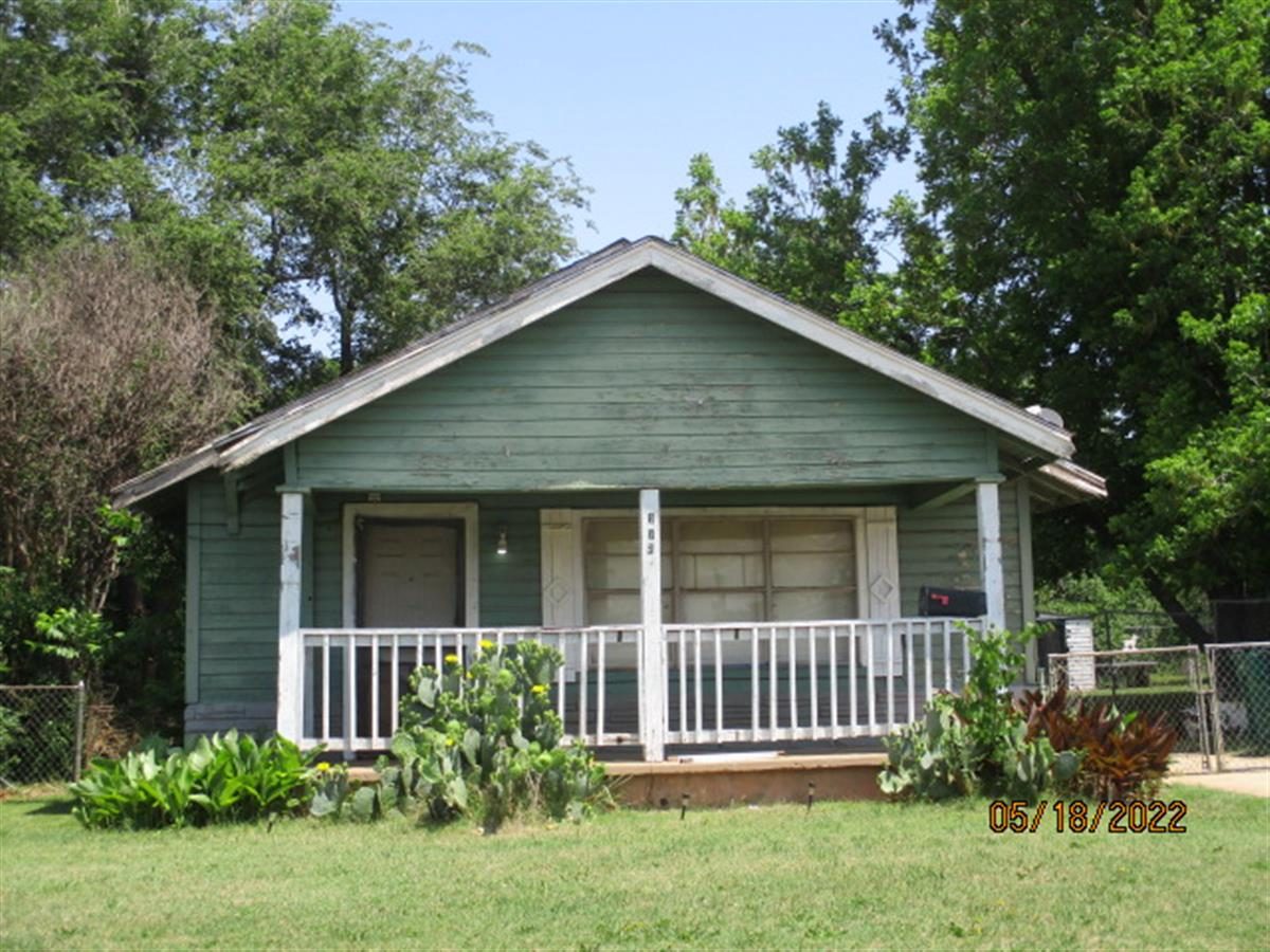R094834760 605 SE 33RD ST