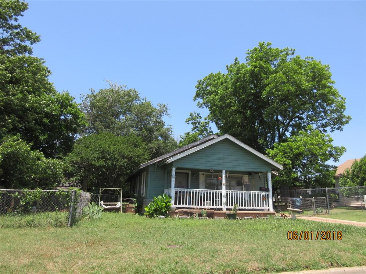 R094834760_2 605 SE 33RD ST