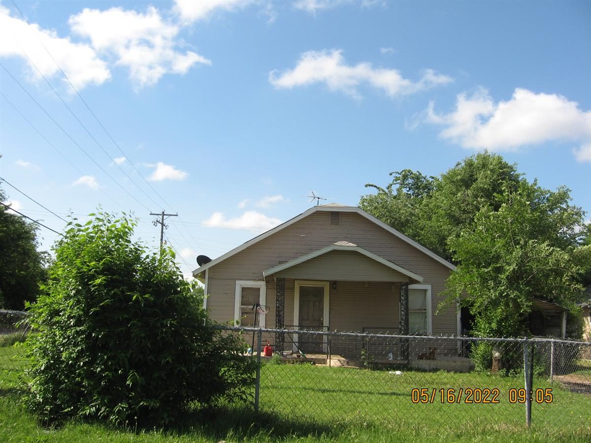 R095255810_2 744 SE 32ND ST