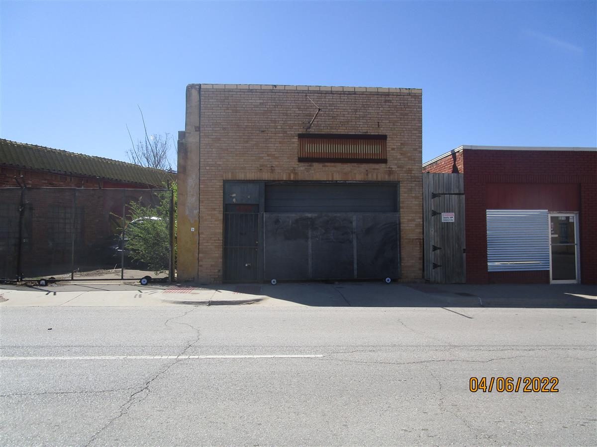 R096790720 2219 S ROBINSON AVE