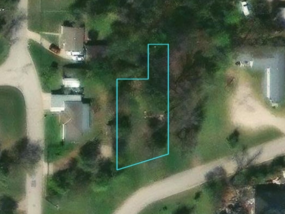 609 TERRACE LAWN DR