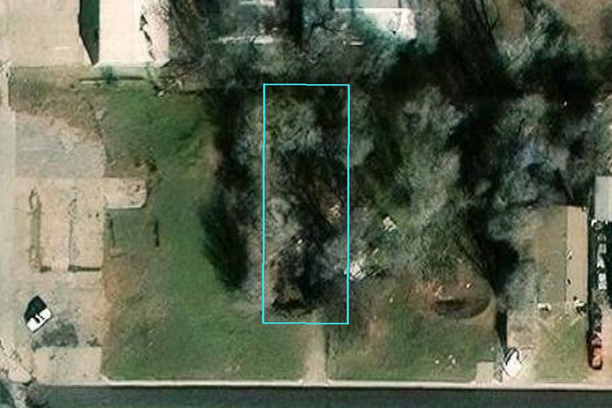 R100501240 823 SW 24TH ST