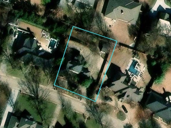 3117 OAK HOLLOW RD