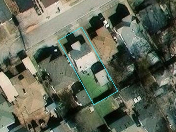 1632 LINDEN ST