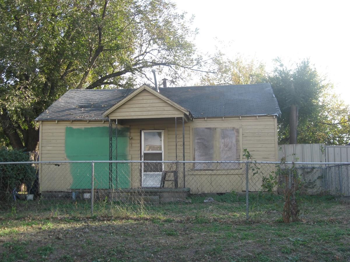 R107981585 1526 SW 23RD ST