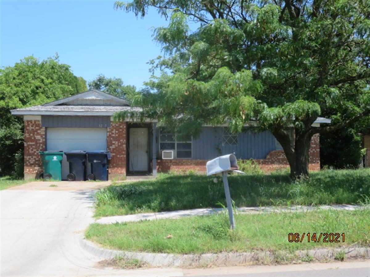 3237 SW 52ND ST