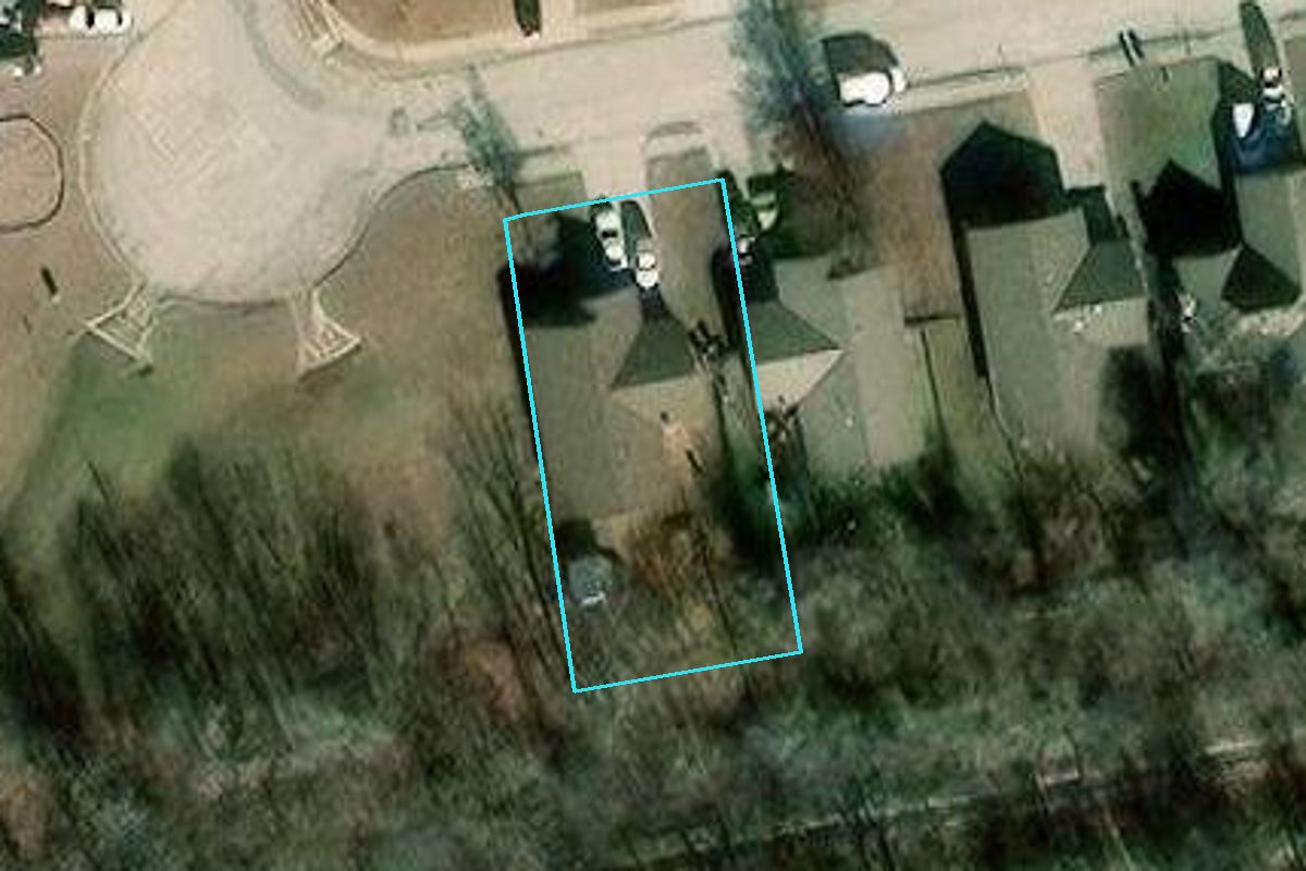 R122401430 8604 E PARKRIDGE DR