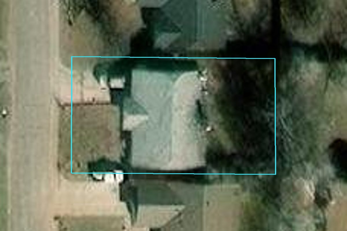R122482840 2712 ZACHARY PL