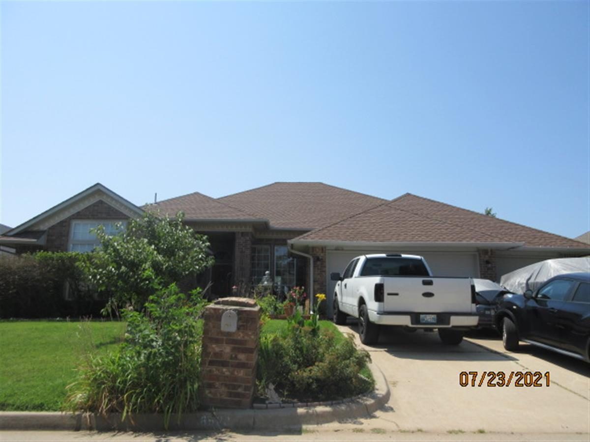 R126121830_2 8528 WILLOW CREEK BLVD