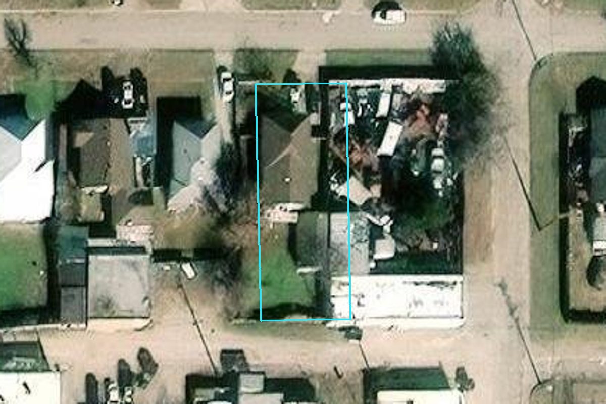 R130126570 906 NW 94TH ST