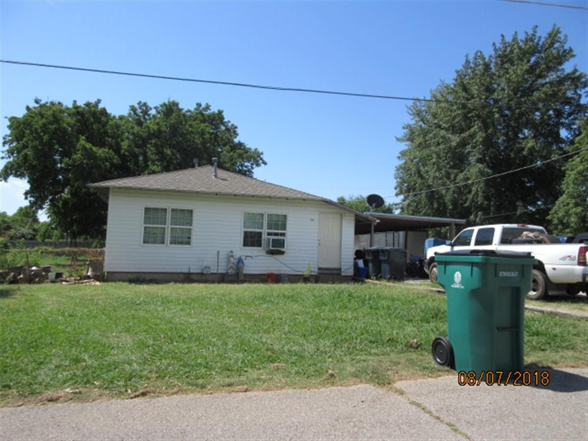 R130848610_2 804 NW 102ND ST