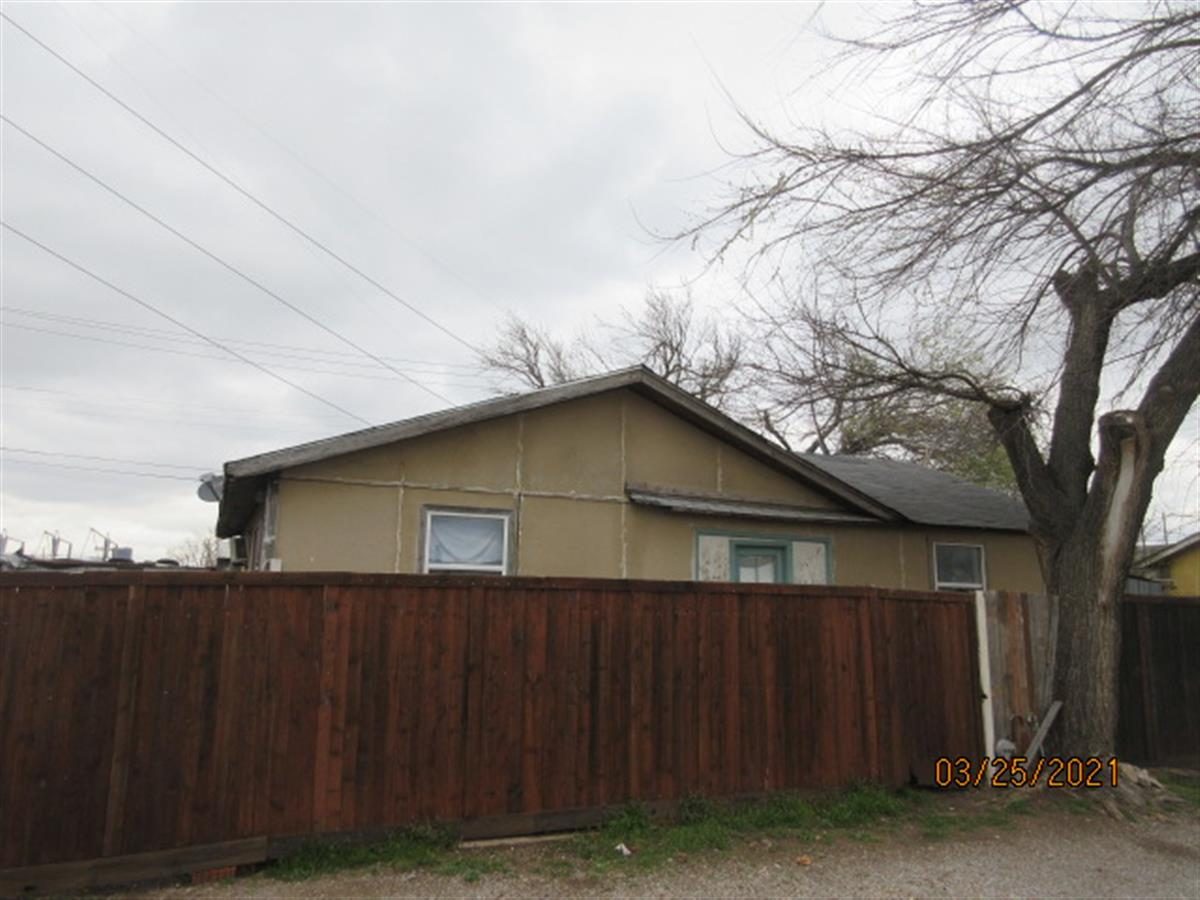 15 SE 21ST ST