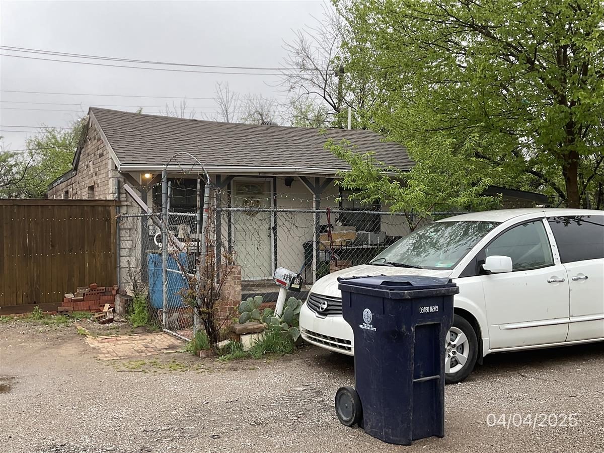 R131888358 33 SE 21ST ST