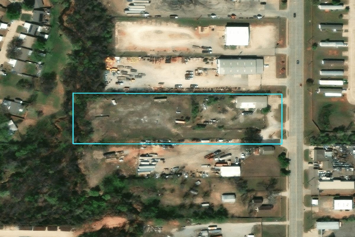 R132100315 5151 S EASTERN AVE