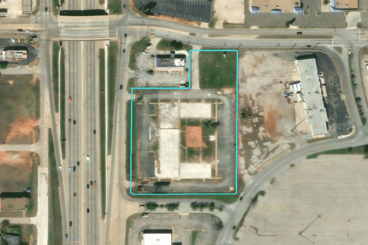 R132164060 6800 S I 35 SERVICE RD