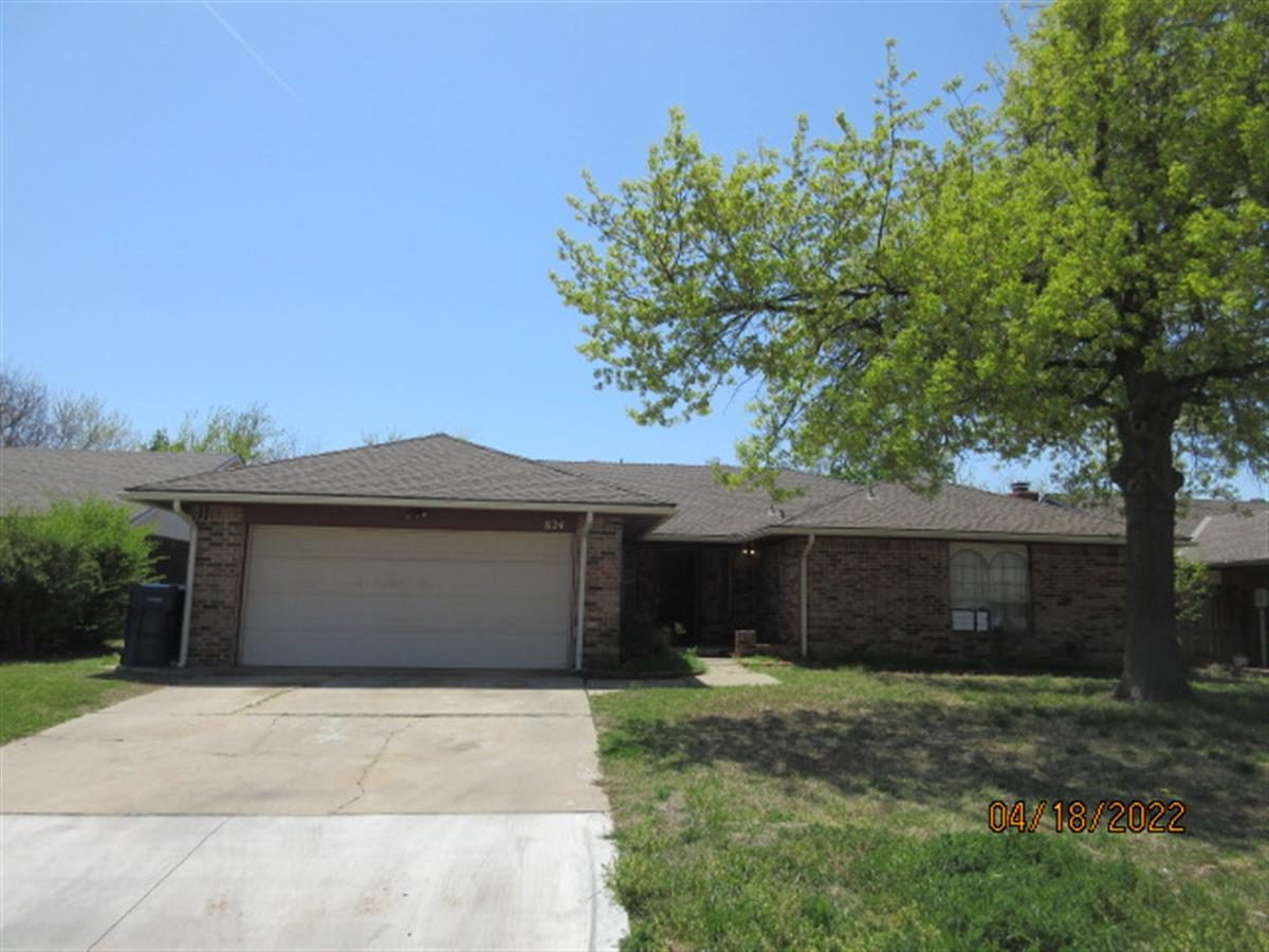R133252380 824 NW 116TH TER