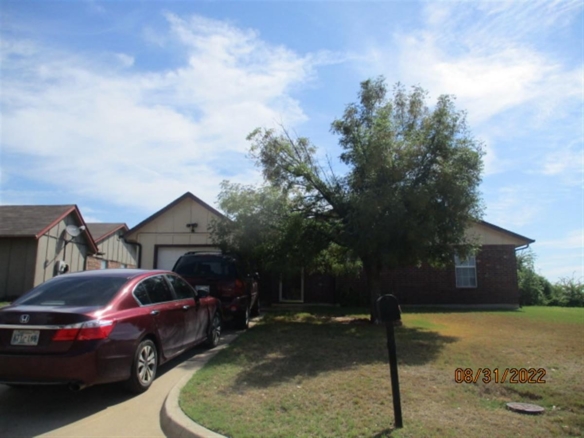 1804 N REDBUD DR