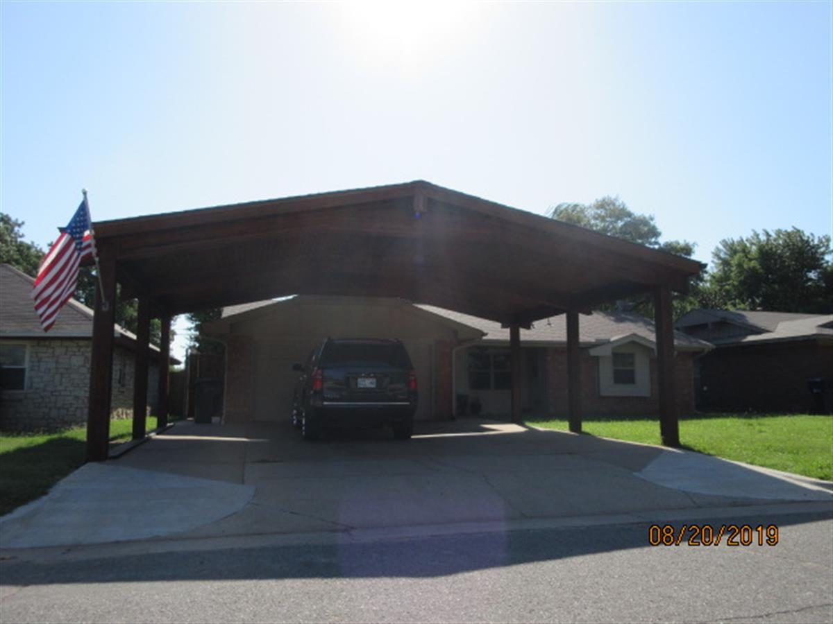 R142201215_2 5212 COLFAX PL