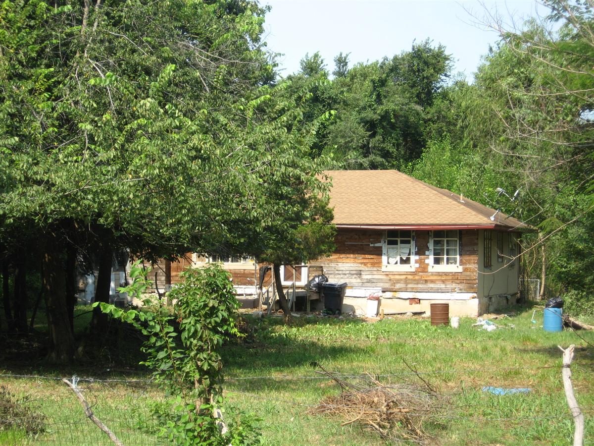 4025 N ANDERSON RD
