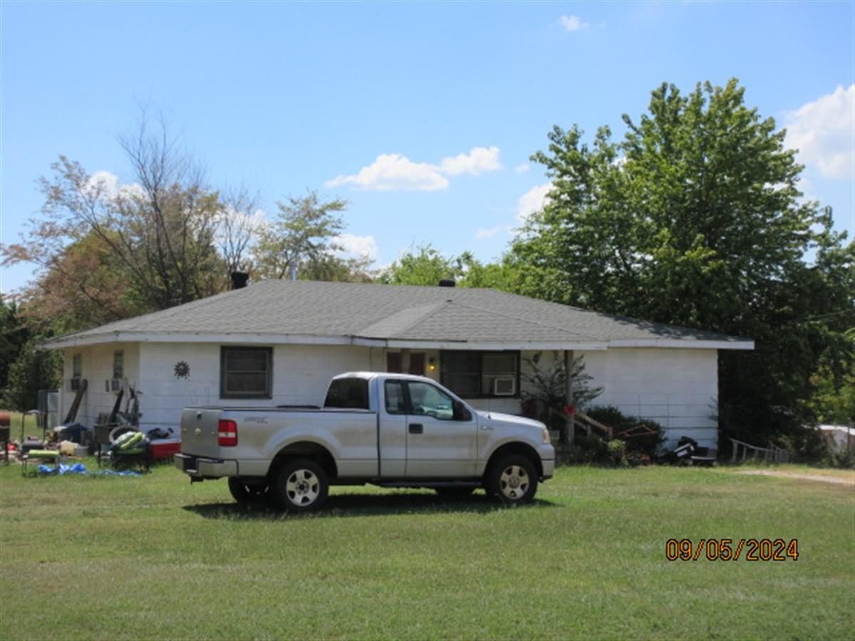 R143835830 9300 SE 36TH ST