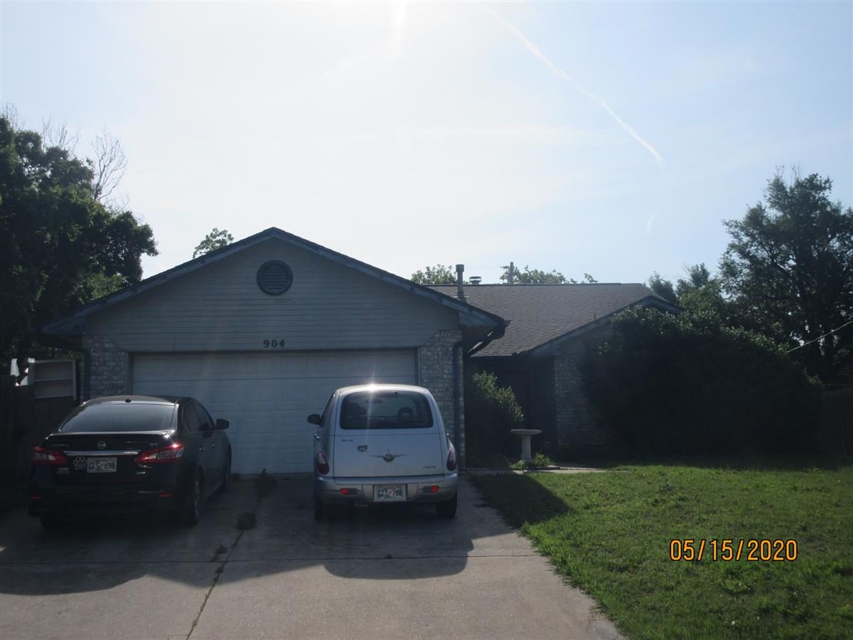 R145190800_2 904 FARRA DR