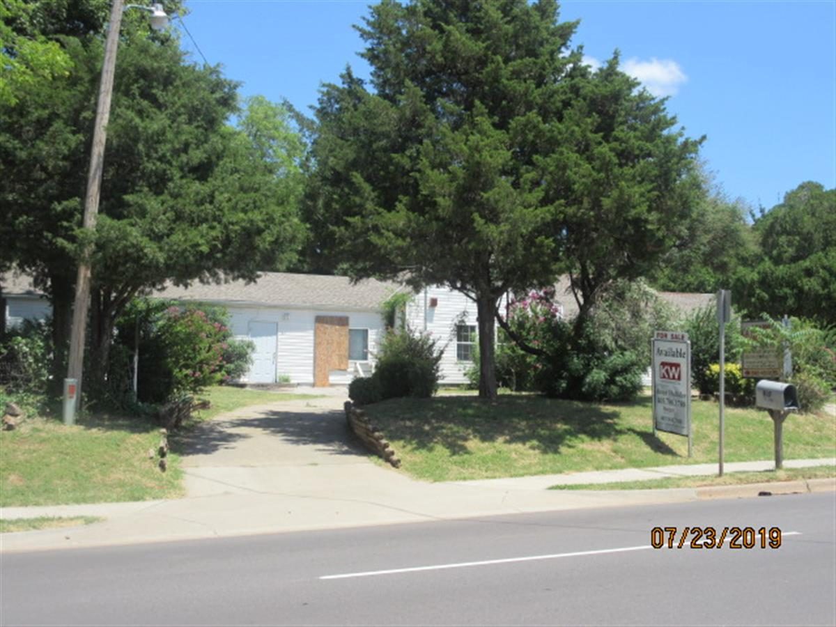R146407220_2 807 NE 63RD ST