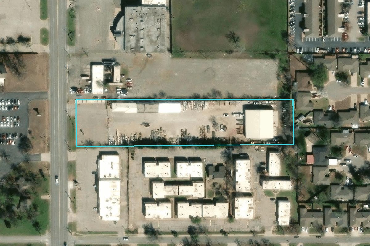 R147852730 2104 N MACARTHUR BLVD