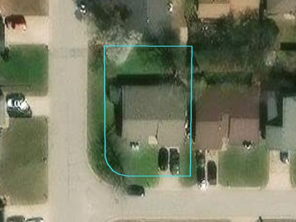 8237 NW 90TH TER