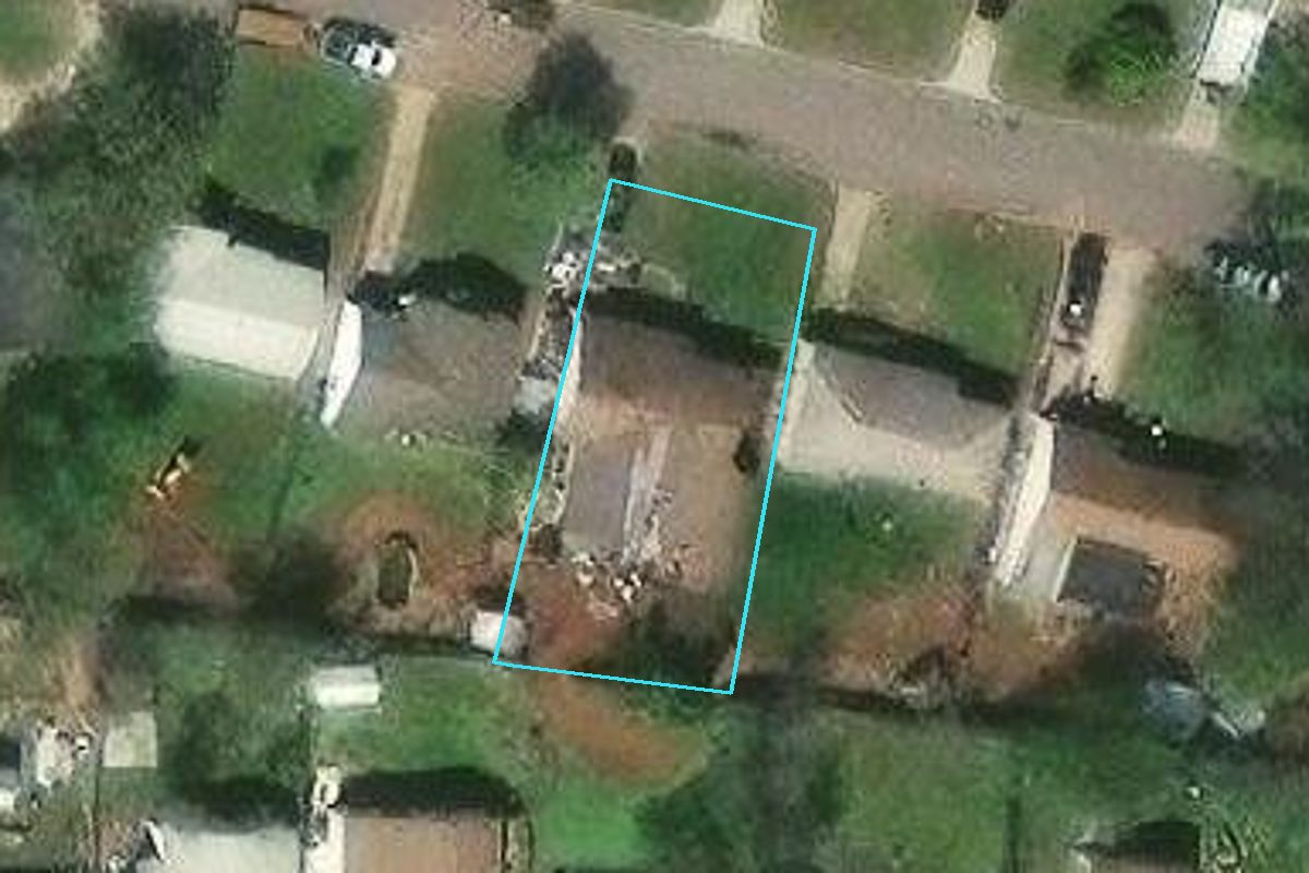 R150040370 306 BOLTON PL