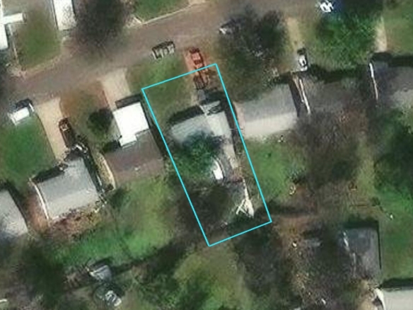 110 W MARSHALL DR