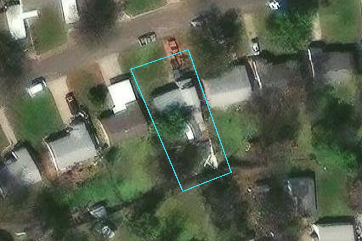 R150105880 110 W MARSHALL DR